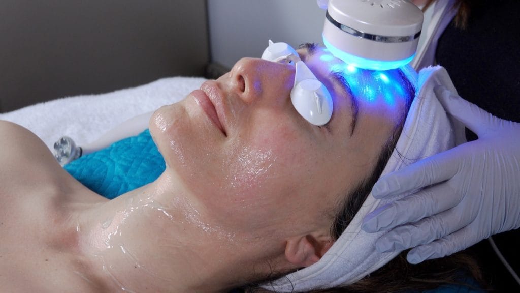 LED Light Therapy in Freeland MI at Evolution Aesthetics